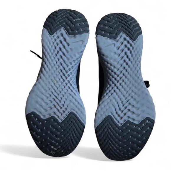 Nike Epic React Flyknit 2 Men's Size 7 Running Shoes Black Gray - Picture 11 of 11